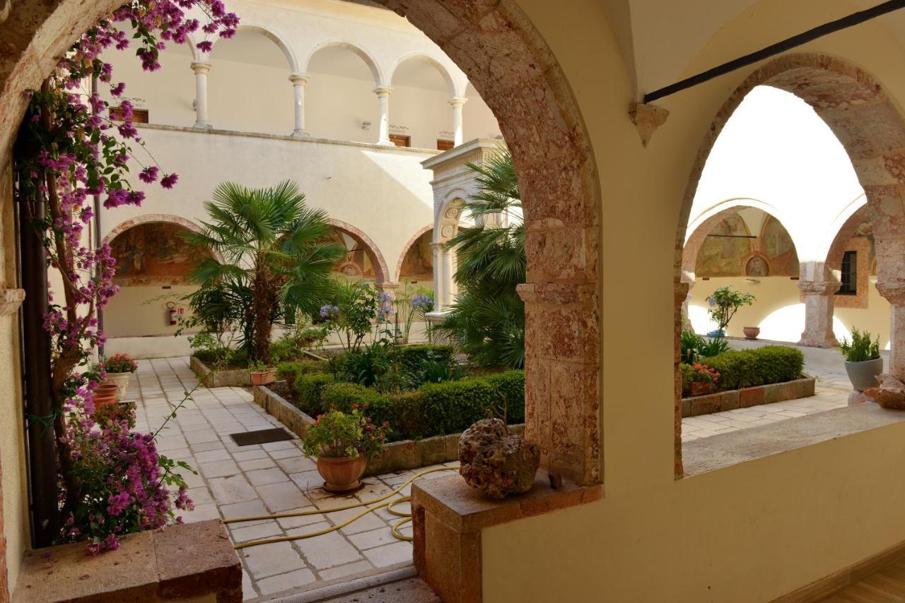 Convento Di Stignano Hotel Rignano Garganico Eksteriør billede