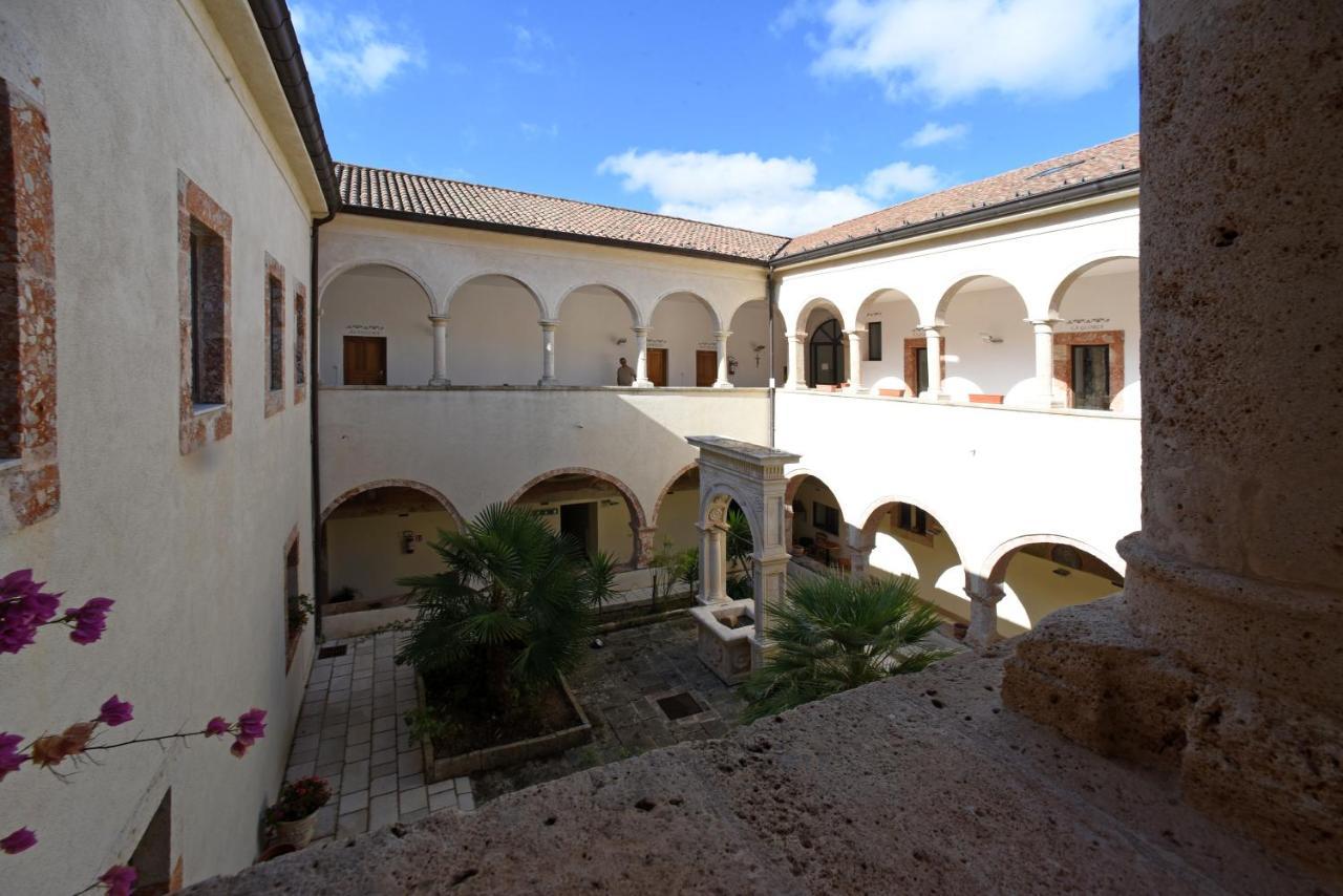 Convento Di Stignano Hotel Rignano Garganico Eksteriør billede